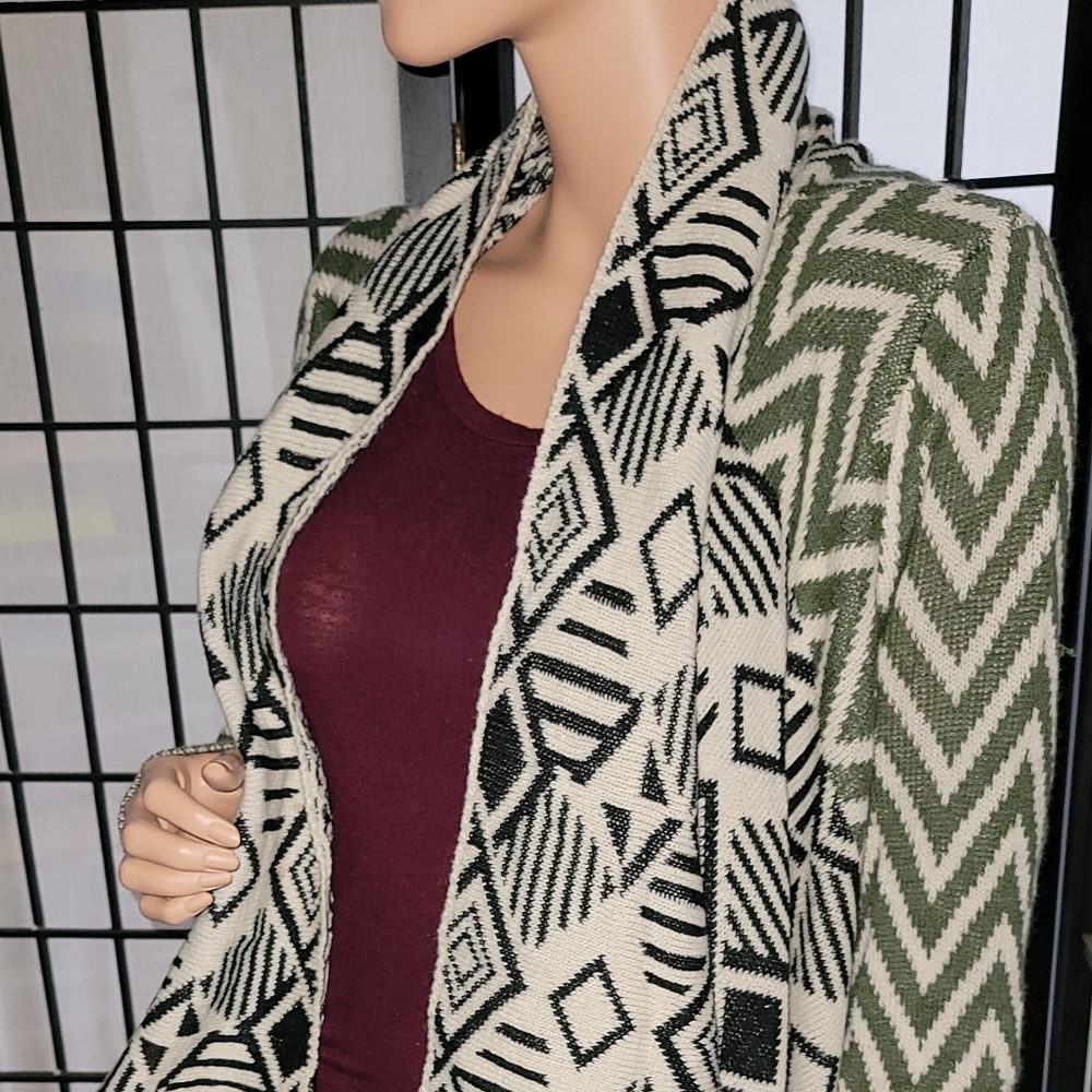 Aztec Print Open Sweater- Faded Glory- XXL (20)
